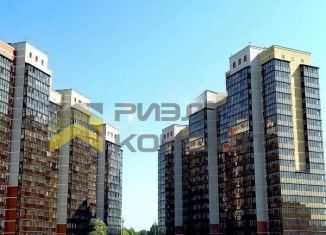 Продажа 1-ком. квартиры, 41 м2, Омск, Кировский округ, улица Б.Г. Шаронова, 19