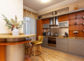 Продам трехкомнатную квартиру, 90 м2, Санкт-Петербург, 4-я Советская улица, 29, Центральный район