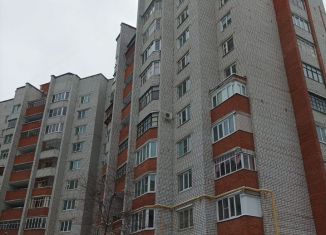 Продаю 1-ком. квартиру, 54 м2, Чувашия, улица Юрия Гагарина, 27