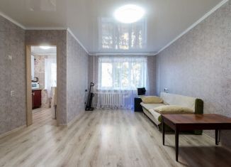 Продается 2-комнатная квартира, 43 м2, Калининград, улица Чайковского, 8