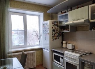 Продается многокомнатная квартира, 61 м2, Курган, 3-й микрорайон, 9