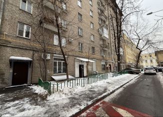 Продам квартиру студию, 15.7 м2, Москва, Космодамианская набережная, 4/22А, метро Новокузнецкая