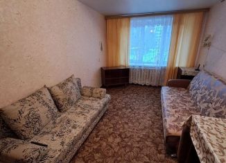 Продам 1-ком. квартиру, 30 м2, Саратов, улица имени В.И. Лебедева-Кумача, 74А