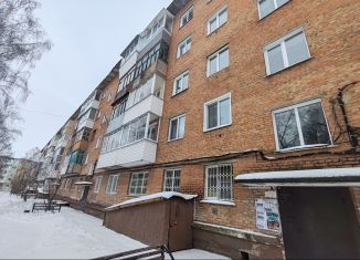 Продаю 2-комнатную квартиру, 39 м2, Юрга, проспект Победы, 5