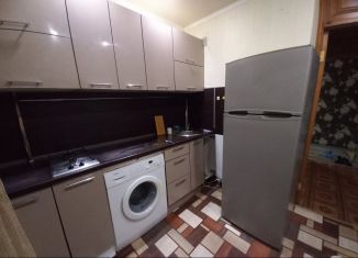 Сдается в аренду 2-ком. квартира, 46 м2, Тюмень, улица Пермякова, 18