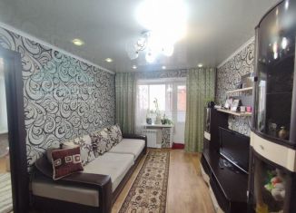 Продается 3-ком. квартира, 49 м2, Хакасия, улица Пушкина, 46