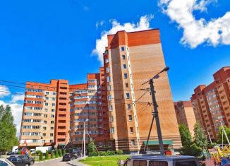 Продам 3-ком. квартиру, 101 м2, Московская область, микрорайон Пронина, 7