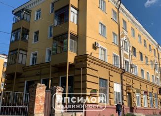 Продам 2-комнатную квартиру, 55 м2, Курск, Вокзальная улица, 1