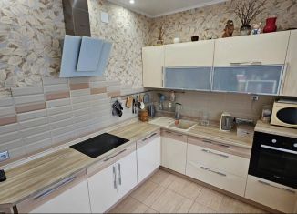 Продажа 4-комнатной квартиры, 111 м2, Екатеринбург, улица Малышева, 4