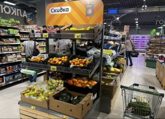 Продается торговая площадь, 350 м2, Тольятти, улица Дзержинского, 27А