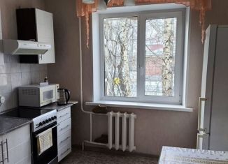 Сдам в аренду 2-комнатную квартиру, 54 м2, Тюмень, улица Пермякова, 54