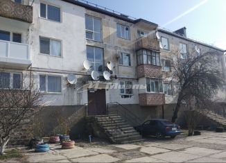 Продаю 2-ком. квартиру, 52 м2, село Партизанское, улица Богдана Хмельницкого, 26