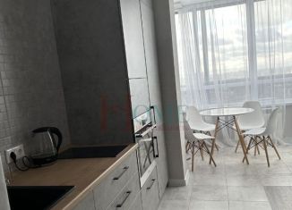 Сдаю 1-ком. квартиру, 40 м2, Новосибирск, улица Гаранина, 31, метро Золотая Нива