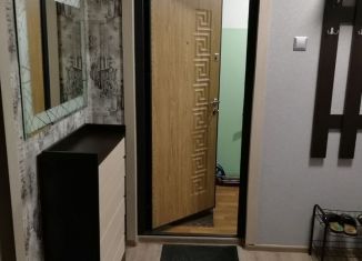 Сдам 1-ком. квартиру, 40 м2, Кингисепп, улица Строителей, 5