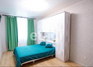 Сдается в аренду 2-ком. квартира, 67 м2, Красноярск, улица Петра Ломако, 1