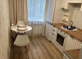 Аренда 2-ком. квартиры, 49 м2, Москва, проспект Андропова, 50к1, метро Каширская