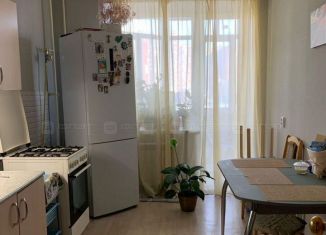 Продажа 2-ком. квартиры, 72.5 м2, Татарстан, улица Адоратского, 2