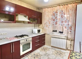 Сдается 1-ком. квартира, 37 м2, Наро-Фоминск, улица Пешехонова, 4