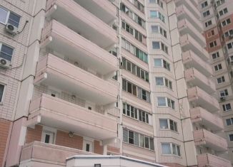 Трехкомнатная квартира на продажу, 75 м2, Москва, Рождественская улица, 16