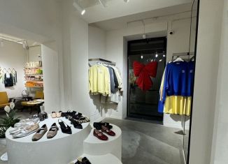 Сдаю в аренду торговую площадь, 15 м2, Махачкала, улица Коркмасова, 6, Советский внутригородской район