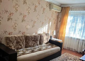 Продажа 2-ком. квартиры, 50 м2, Армавир, Новороссийская улица, 82