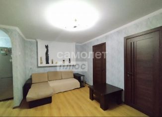 Продаю 3-ком. квартиру, 42 м2, Туапсе, улица Карла Маркса, 93