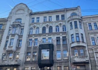 Продам квартиру студию, 11 м2, Санкт-Петербург, 9-я линия Васильевского острова, 18