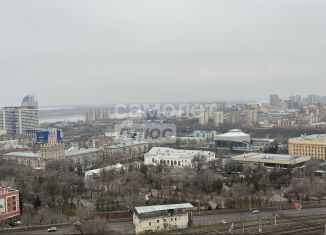 3-ком. квартира на продажу, 106 м2, Волгоград, улица Пархоменко, 2