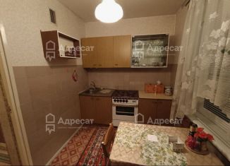 Сдам 1-ком. квартиру, 35 м2, Волгоград, улица Сухова, 25