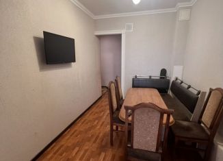 Сдам трехкомнатную квартиру, 70 м2, Керчь, улица Рыбаков, 2