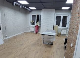 Сдаю в аренду офис, 40 м2, Красноярск, улица Калинина, 177А