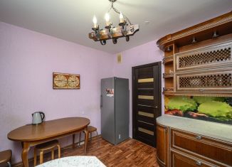 Продам 3-ком. квартиру, 87 м2, Санкт-Петербург, метро Автово, улица Маршала Казакова, 68к1