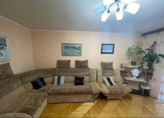 Продажа 3-комнатной квартиры, 61 м2, Чебоксары, Хевешская улица, 17к1