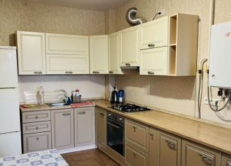 Сдам 2-ком. квартиру, 65 м2, поселок городского типа Афипский, улица Победы