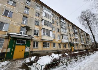 Продается 1-комнатная квартира, 32 м2, Конаково, улица Гагарина, 9