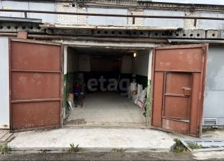 Продаю гараж, 30 м2, Тюмень, улица Ветеранов Труда, 38