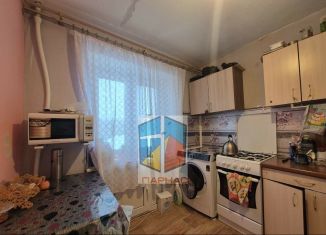 Продается трехкомнатная квартира, 56.7 м2, Краснотурьинск, улица Микова, 39