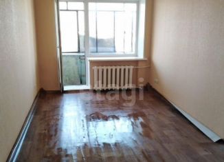 Продам 3-комнатную квартиру, 51.2 м2, село Большой Куганак, улица Ленина, 1