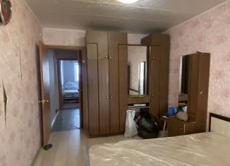 Продается трехкомнатная квартира, 61 м2, Курганская область, улица Свердлова, 57