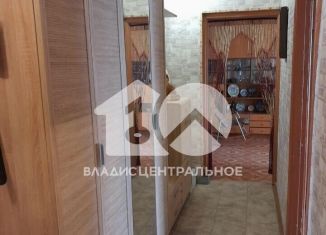 Продаю трехкомнатную квартиру, 58 м2, Новосибирск, Центральный район, улица Крылова, 53