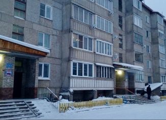 Аренда 4-ком. квартиры, 90 м2, Иркутская область, Строительная улица, 5