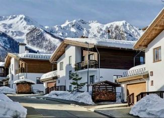 Дом на продажу, 320 м2, село Эстосадок, Листопадная улица, 11А