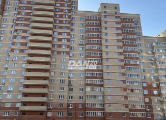 Продается 1-ком. квартира, 42 м2, Челябинск, улица 40-летия Победы, 3, ЖК Александровский