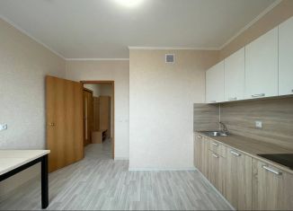 Продам 1-ком. квартиру, 42 м2, Тюмень, Обдорская улица, 7